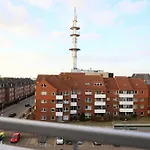 Wohnen Sie Im Herzen Westerlands, In Einer Komplett Neu Renovierten 1-Zimmer Wohnung